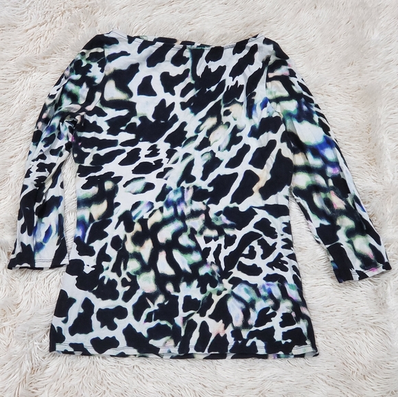 GUESS Animal Print Top - Picture 3 of 3